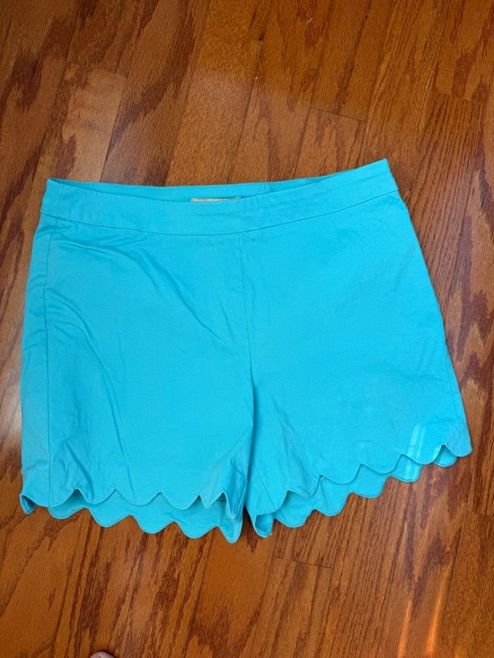 Hope And Harlow Pants - High-Waist Scallop Hem Shorts in Turquoise
